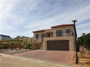 4 Bed House in Malmesbury