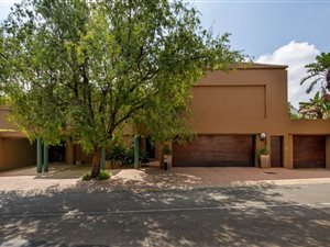 5 Bedroom House in Khyber Rock