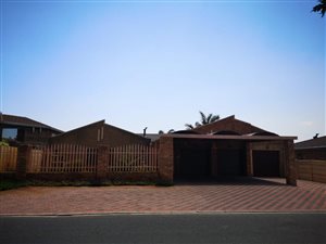 4 Bed House in Soneike