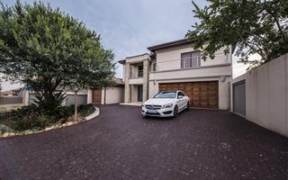 4 Bedroom House in Meyersdal Nature Estate