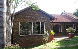 3 Bedroom Duet in Val de Grace