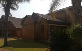 3 Bedroom House in Eldoraigne
