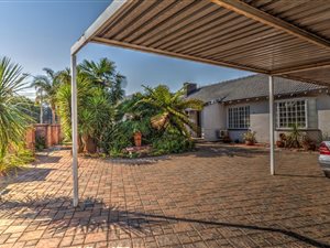5 Bedroom House in Allen Grove