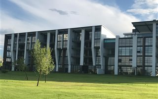 3 Bedroom Apartment in Midfield Estate