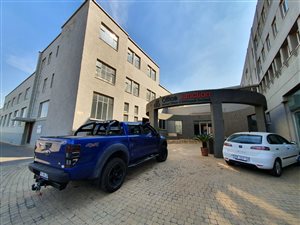 3056 m² Commercial space in Activia Park