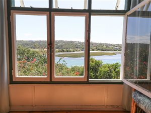 3 Bed House in Boesmansriviermond