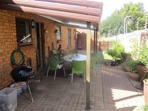 3 Bed Townhouse in Willow Park Manor