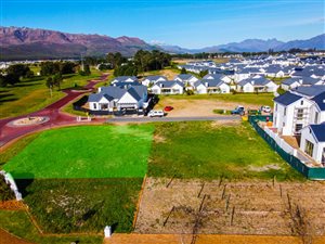 761 m² Land available in Val de Vie