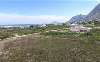 1815 m² Land available in Bettys Bay