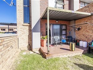 2 Bed Apartment in Wilgeheuwel