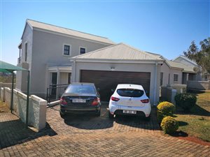 4 Bed Townhouse in White River