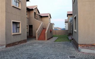 2 Bedroom Townhouse in Ivydale