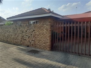 3 Bed Townhouse in Potchefstroom Central