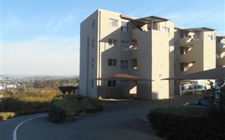 2 Bedroom Flat in Chase Valley Downs