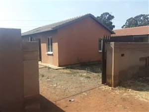 3 Bed House in Protea Glen