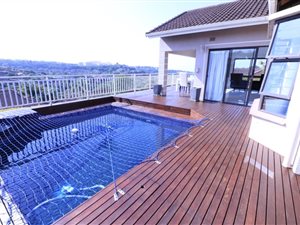 4 Bedroom Townhouse in La Lucia