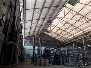 936 m² Industrial space in Manufacta