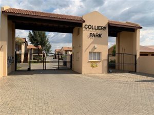 2 Bed Townhouse in Brakpan North