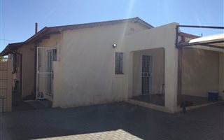 3 Bedroom House in South Ridge