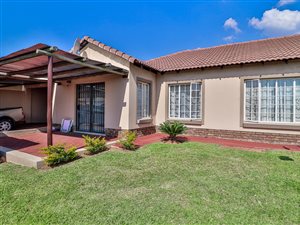 3 Bed House in Magaliesberg Country Estate