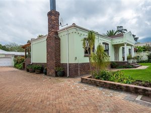 3 Bed House in Golden Acre