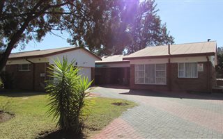 3 Bedroom House in Vanderbijlpark SE