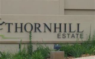 877 m² Land available in Thornhill