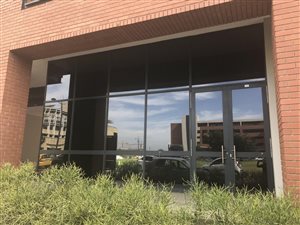97 m² Commercial space in New Town Centre (Gateway)