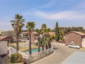 3 Bed Apartment in Edenglen