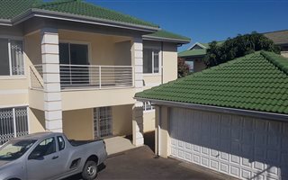 4 Bedroom House in Mt Edgecombe