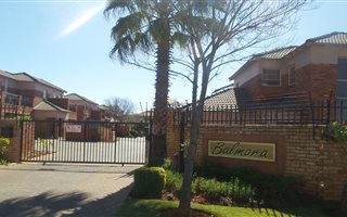3 Bedroom Cluster in Ruimsig