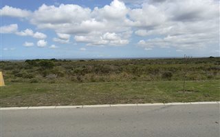 1680 m² Land available in Fountains Estate