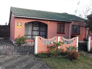 3 Bed House in Ruyterwacht