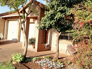 3 Bed Cluster in Willow Park Manor