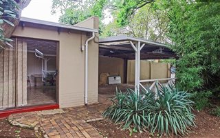 2 Bedroom Duplex in Parktown North