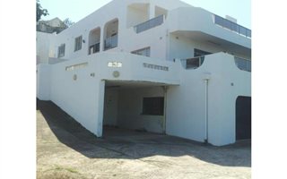 6 Bedroom House in Everest Heights