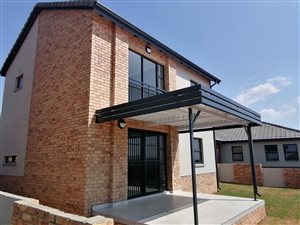 3 Bed House in Roodepoort Central