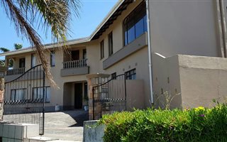 6 Bedroom House in Port Shepstone