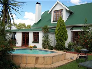 4 Bed House in Vaalview AH