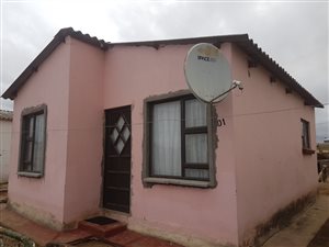 2 Bed House in Port Elizabeth Central