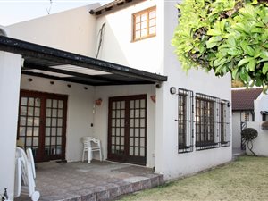 2 Bed House in Corlett Gardens