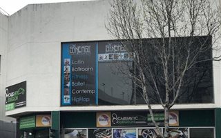 389 m² Commercial space in Claremont