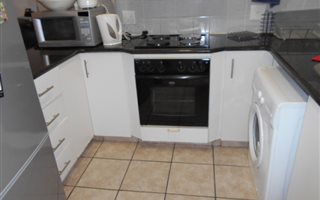 2 Bedroom Simplex in Arboretum