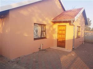 2 Bed House in Uitsig