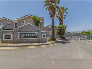 2 Bed Apartment in Oakglen