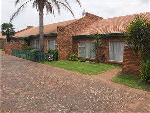2 Bed Apartment in Mayberry Park