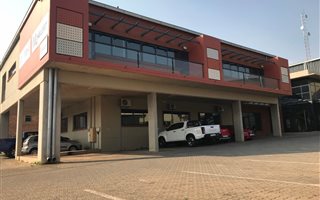 204 m² Industrial space in Irene