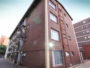 Bachelor apartment in Arcadia