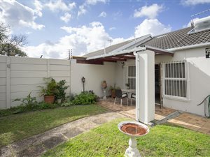 2 Bed House in Diep River