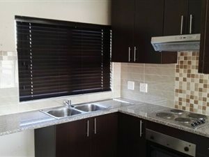 3 Bed Townhouse in Brackendowns
